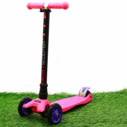 Самокат трехколесный (4 колеса) детский Розовый (ПУ колеса, светящиеся, регулируемая высота ручки) 113-23101
